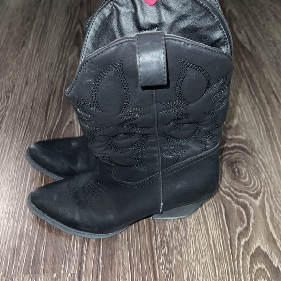 R.B.L.S Black Faux Leather Cowboy Boots - Picture 2 of 8